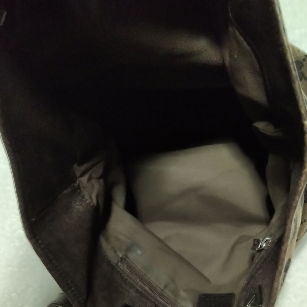 Authentic Gucci GG Shoulder Tote Bag - Picture 6 of 11